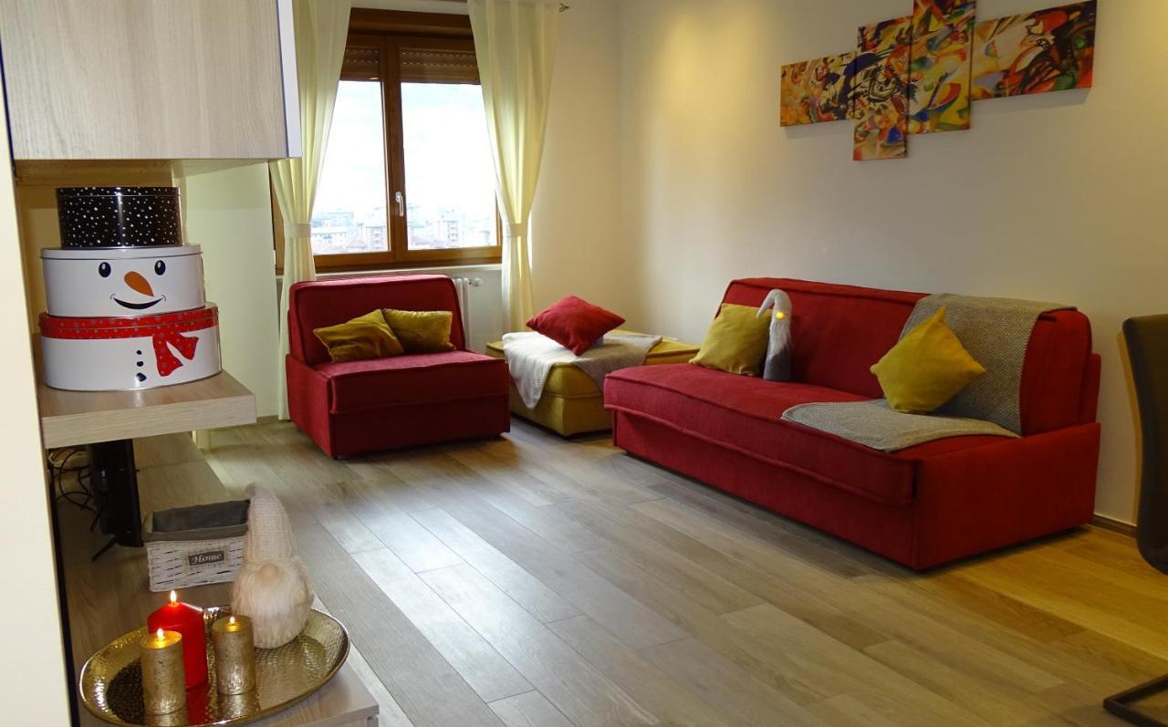 Blue Moon - Via Parigi Apartments Aosta Luaran gambar