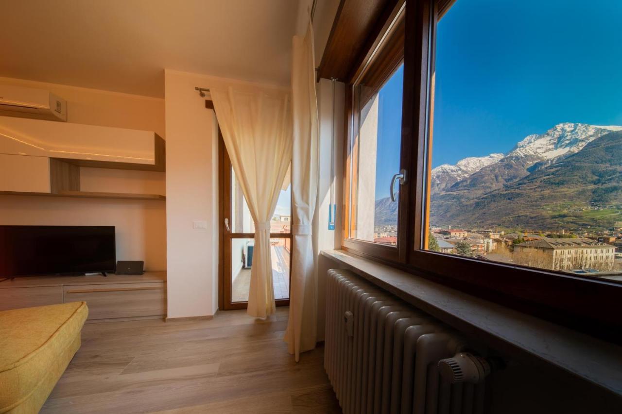Blue Moon - Via Parigi Apartments Aosta Luaran gambar